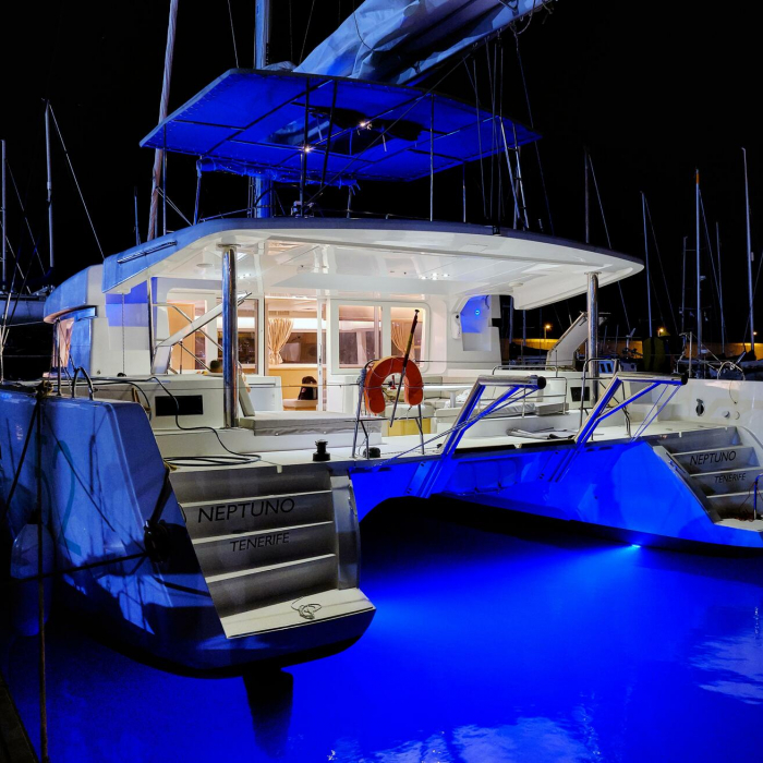 Neptuno | Lagoon 52F photo 70