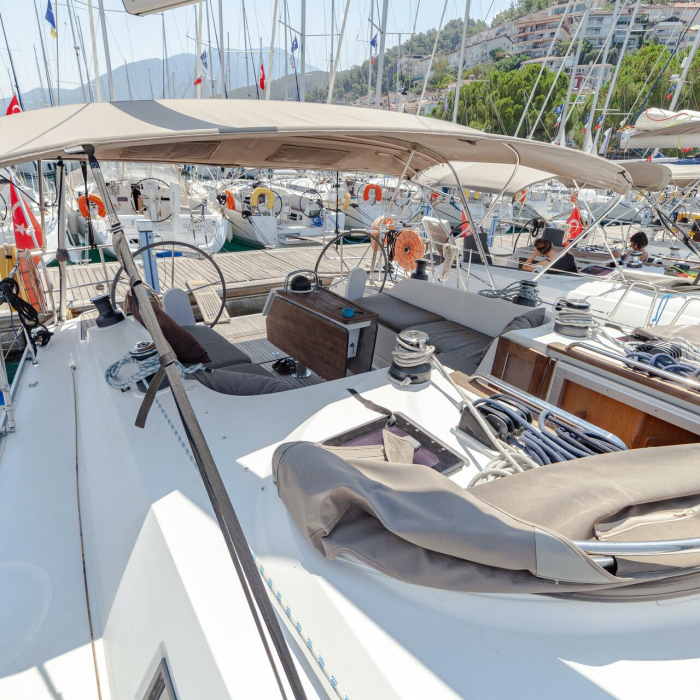 Sail Vega | Bavaria Cruiser 46 photo 4