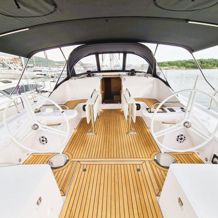 Hangover | Elan Impression 45 photo 8