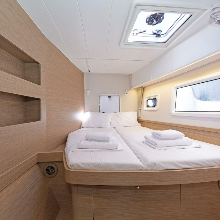 Eternity (ONLY SKIPPERED) | Lagoon 42 A/C & GEN photo 3