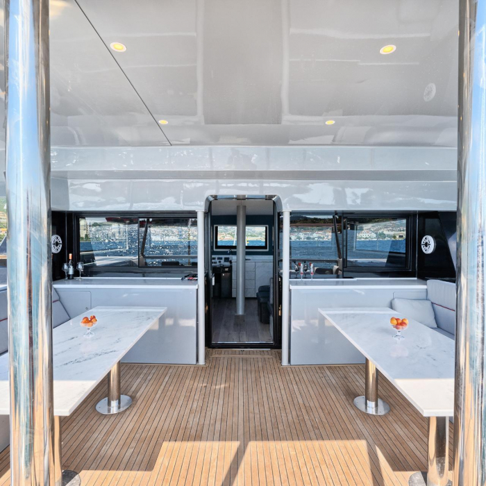 Katamaran | Luna 49 photo 9