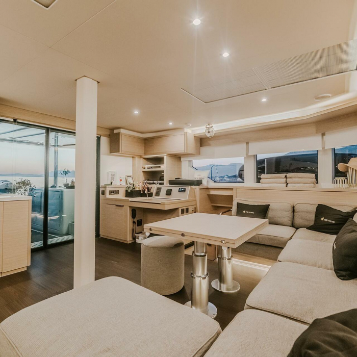 TRI-WING | Lagoon 55 photo 13