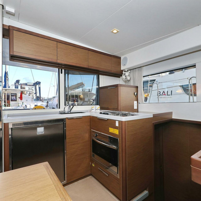 Mars | Lagoon 40 photo 45