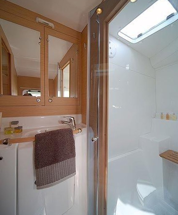 Naos | Lagoon 380 photo 24