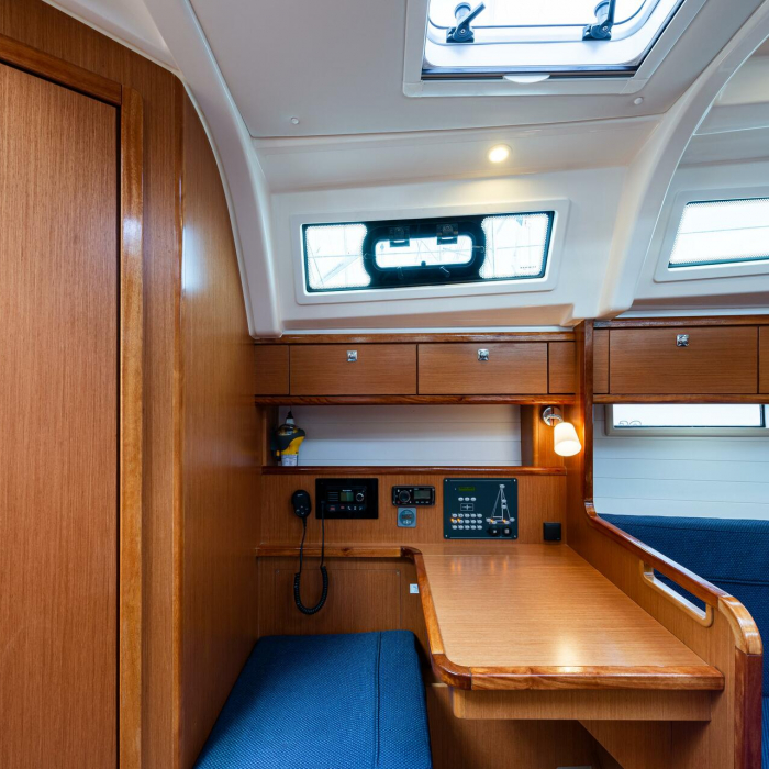 Jack Of London | Bavaria 37 photo 19