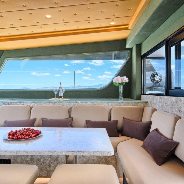 Gold | Luna 49 photo 10