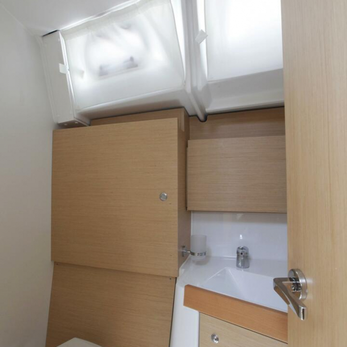 Missy | Oceanis 38.1 photo 7