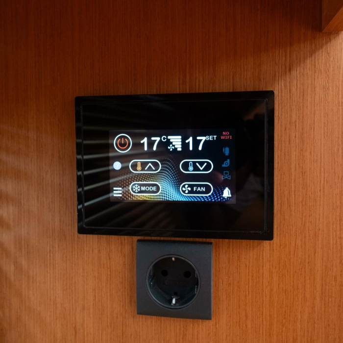 Arke | Bavaria C46 photo 23