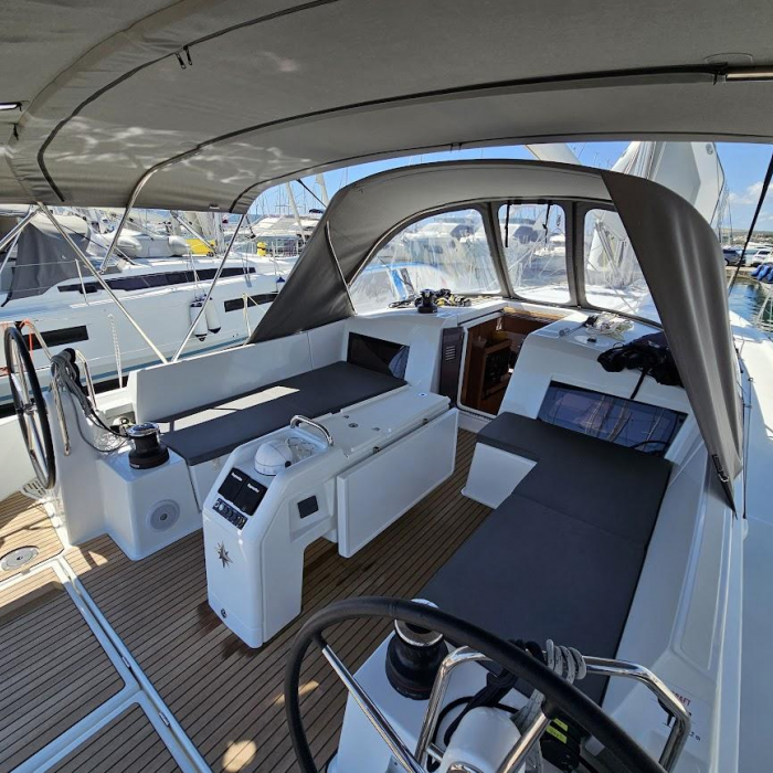 Luna | Sun Odyssey 490 photo 3