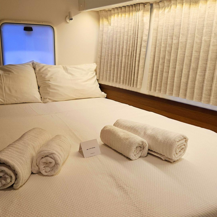 Kairos | Lagoon 42 photo 4