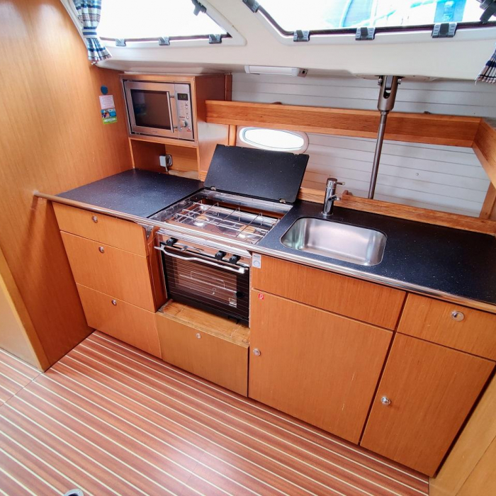 Gin & Tonic | Bavaria 47 Cruiser photo 8