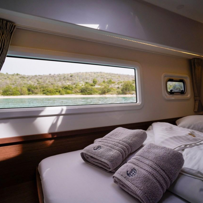 Vesper | Lagoon 42 photo 11