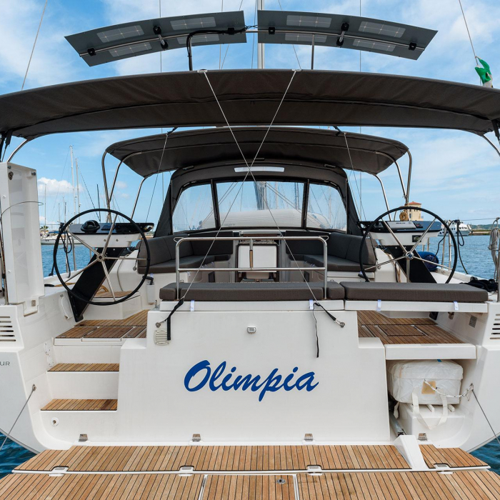 Olimpia - A/C, Generator, Water maker | Dufour 530 photo 8