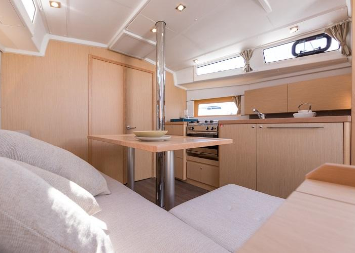 Rosa Bella | Oceanis 38.1 photo 12