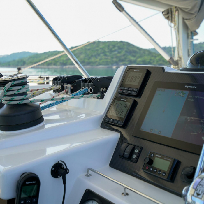 Manaphy | Leopard 45 photo 10