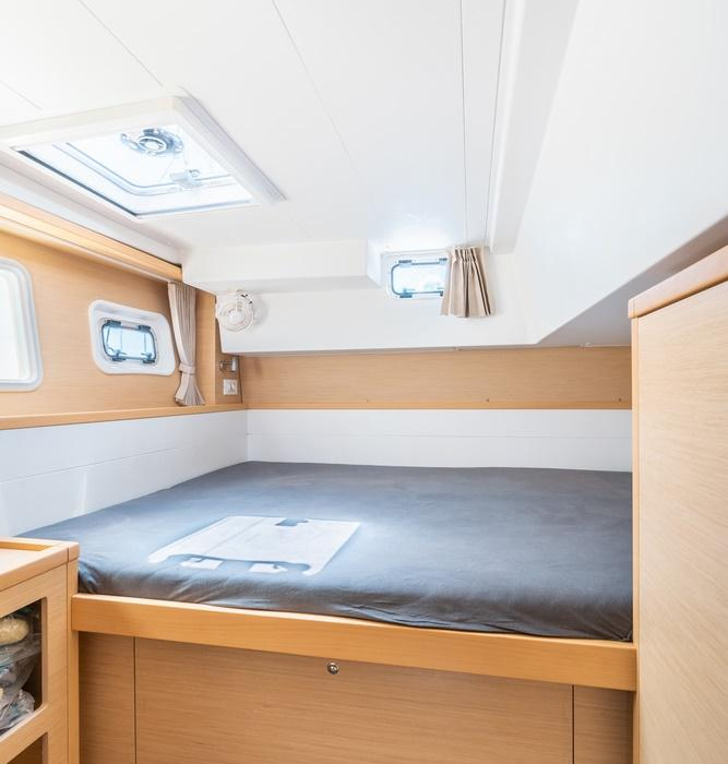 Catallou | Lagoon 39 photo 8