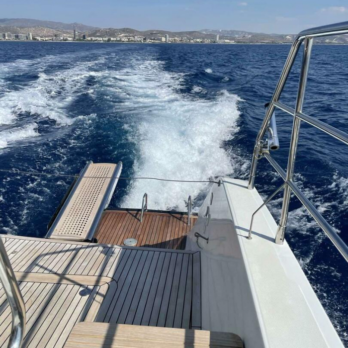 Pearly Gates | Lagoon 630 Powercat LUX photo 8