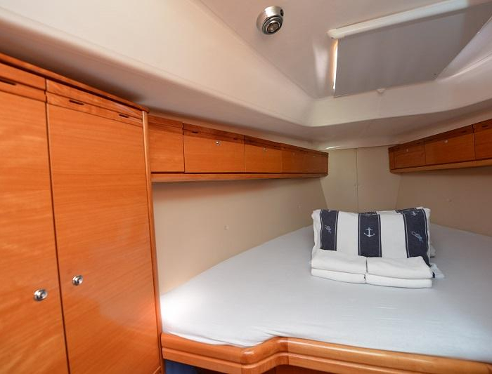 Enigma | Bavaria 38 Cruiser photo 5