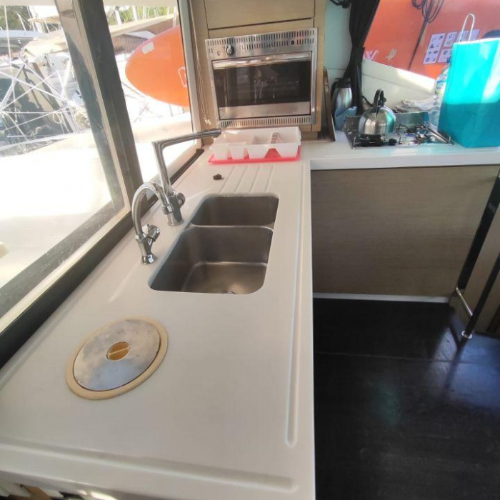 Hylia | Fountaine Pajot LUCIA 40 photo 6