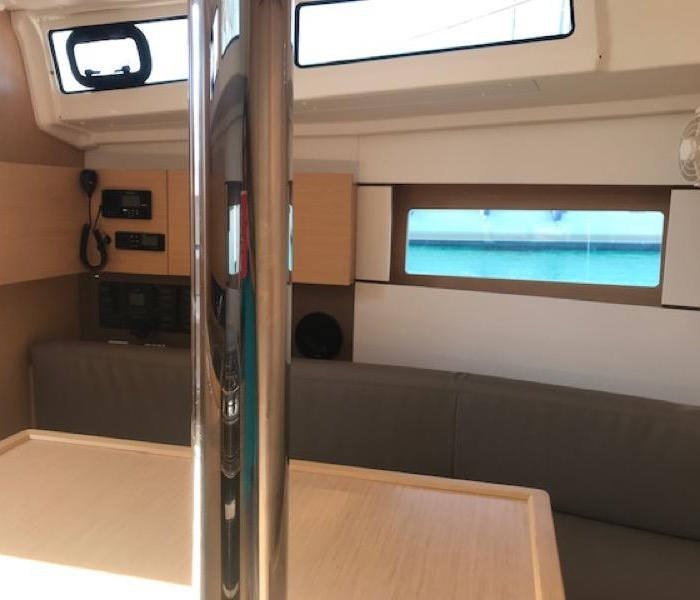 Zosma | Oceanis 38.1 photo 14