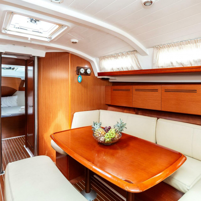 Too Lucky | Cyclades 43.4 photo 14