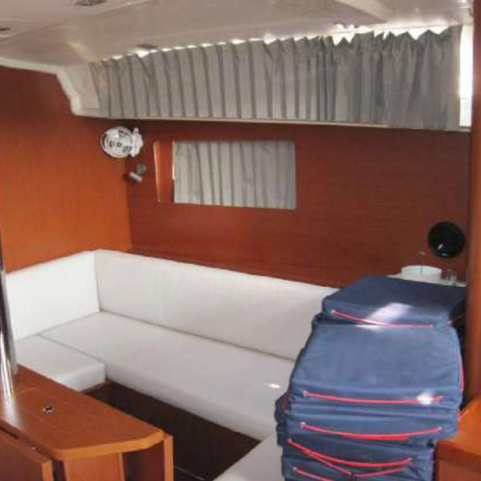 Economy | Oceanis 41.1 photo 10