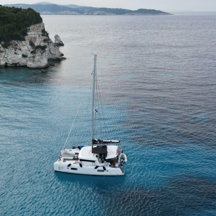 Dioni | Lagoon 42 photo 9