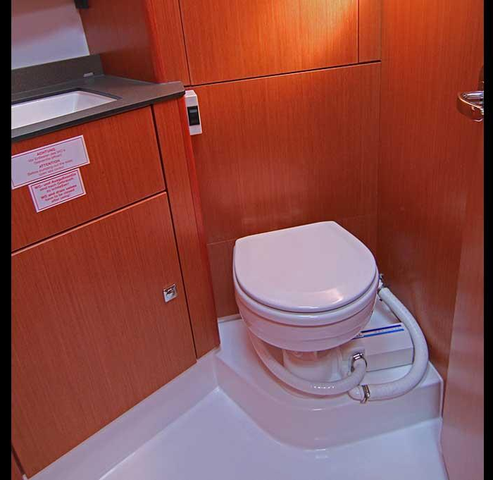 Nostalgia | Bavaria 41 Cruiser photo 15