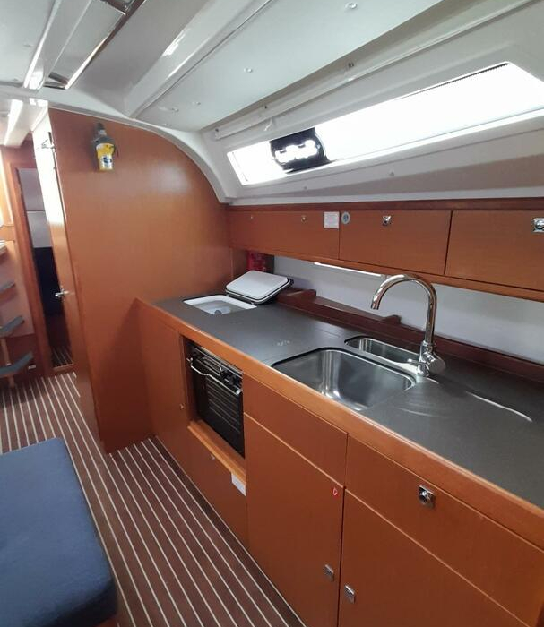 Optasia | Bavaria 41 Cruiser photo 8