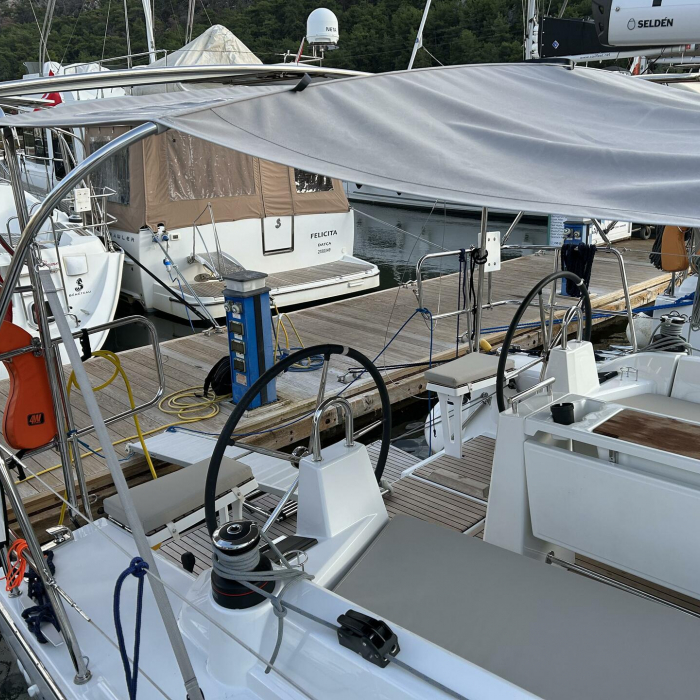 Sail Altair 1 | Oceanis 34.1 photo 8