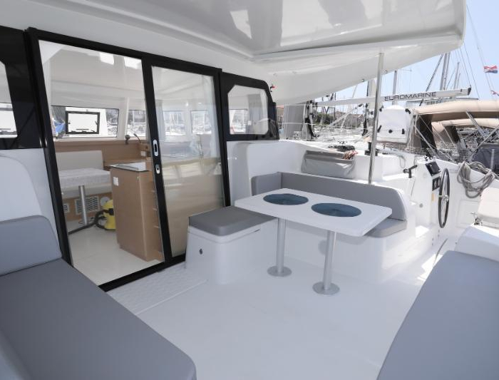 Gold Kiss | Excess 11 photo 16