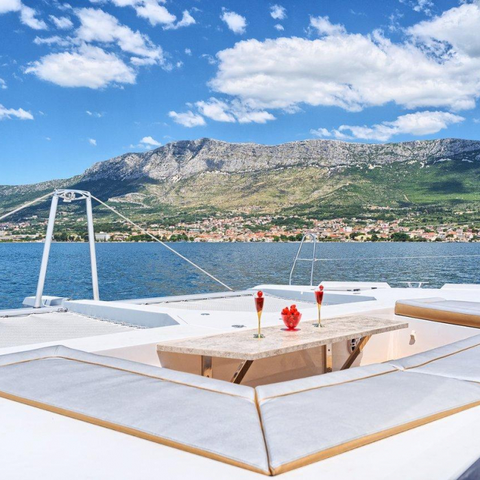 Gold | Luna 49 photo 14