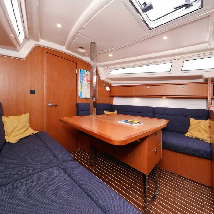 Homeoffice | Bavaria Cruiser 33 photo 31