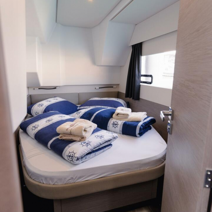 Dana | Fountaine Pajot MY4.S photo 13