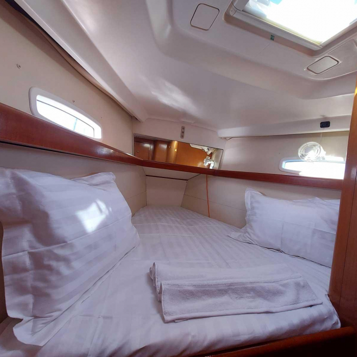 Onar | Oceanis 43 photo 5