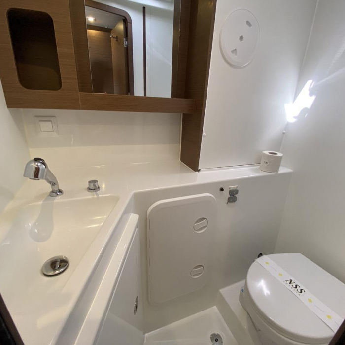 Blue Eyes | Lagoon 42 photo 22