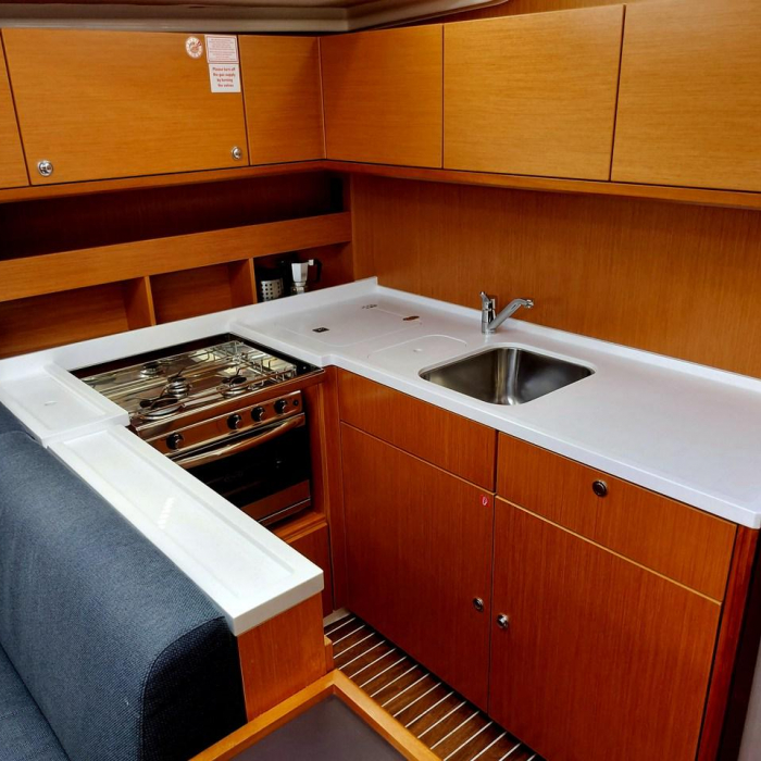 Promitheas | Bavaria C57 photo 8