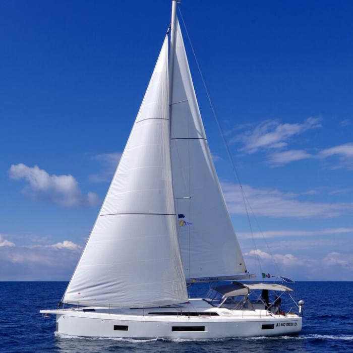 Jack - Water maker, Solar Panel | Oceanis 51.1 photo 11