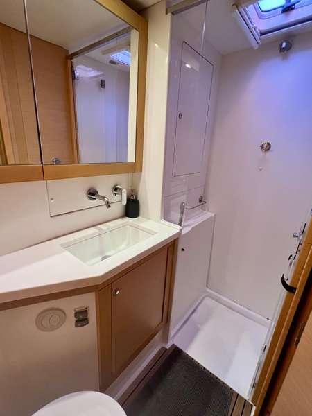 Branchia | Lagoon 450 Fly photo 18