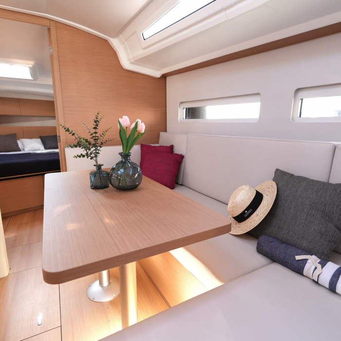 Colibrì | Sun Odyssey 410 photo 13