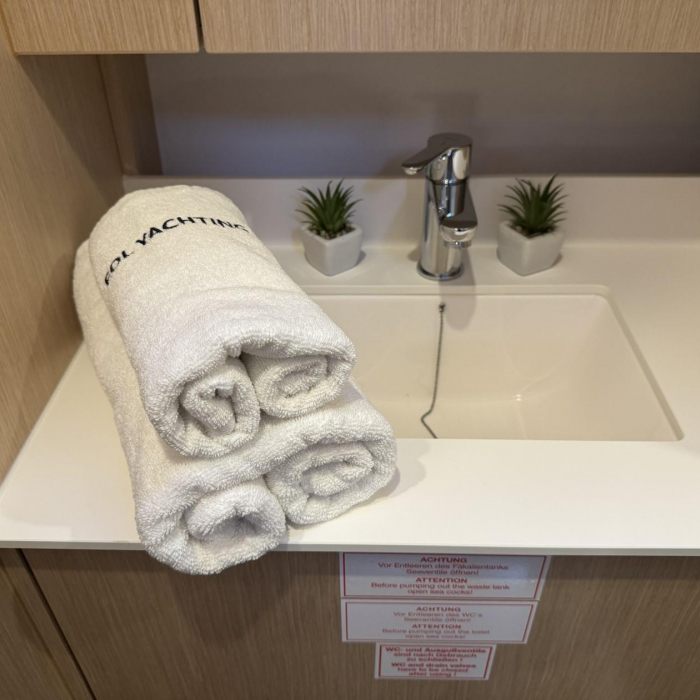 Ivana | Bavaria C42 photo 43