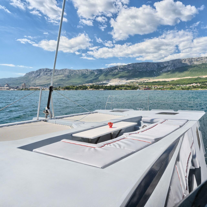 Katamaran | Luna 49 photo 11