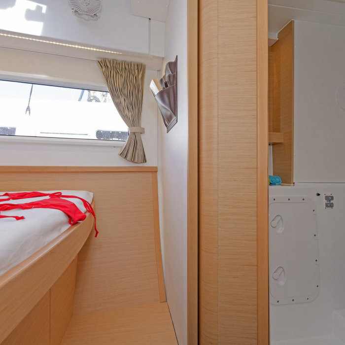 Breeze | Lagoon 42 A/C & GEN & WM photo 25