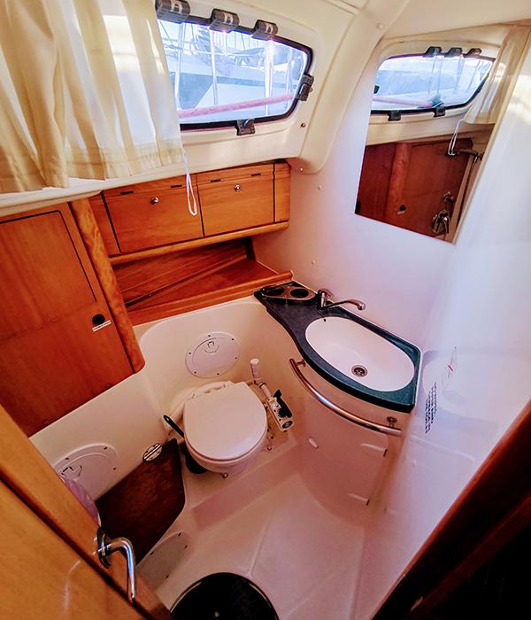 Odysseas | Bavaria 50 photo 8