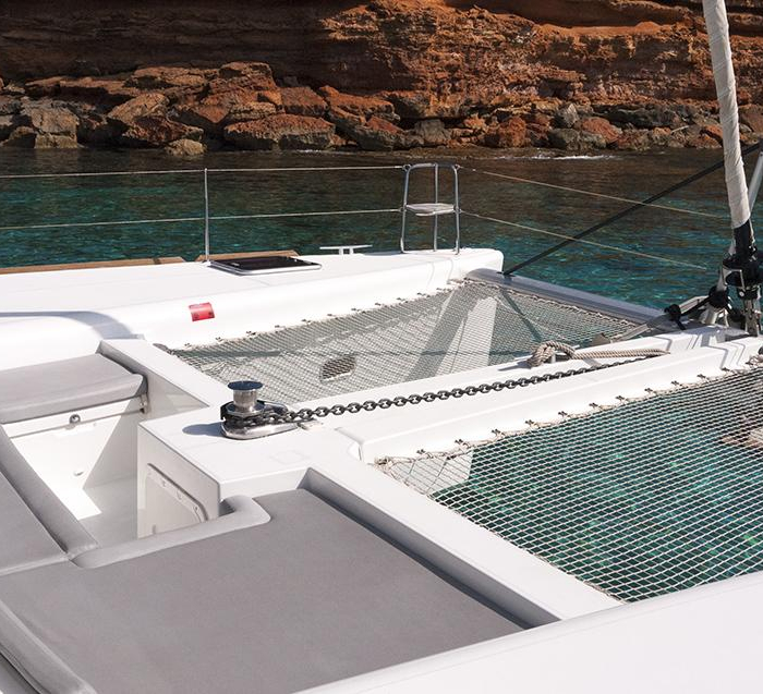 Balok | Lagoon 450 photo 3