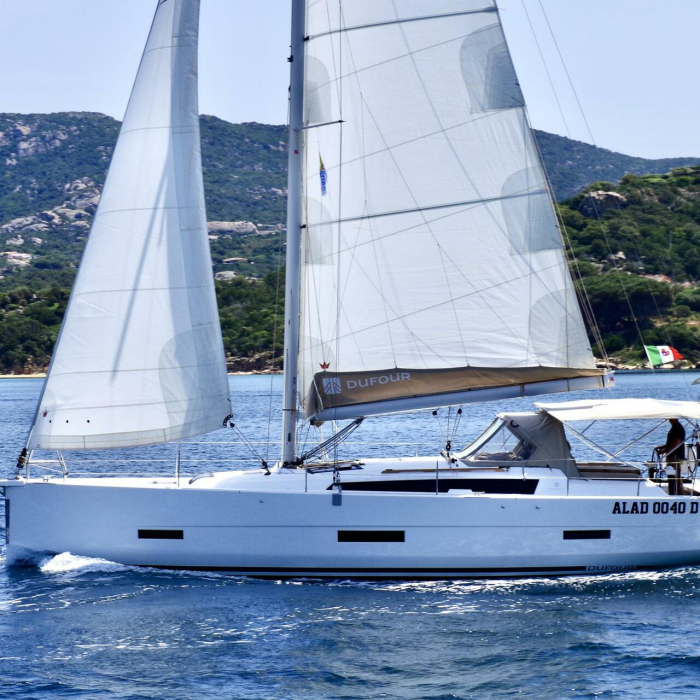 Noah - Water maker, Solar Panel | Dufour 430 photo 5