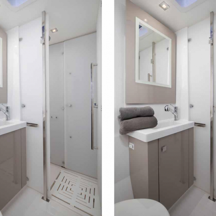 Follow the Sun | Fountaine Pajot Astrea 42 photo 2