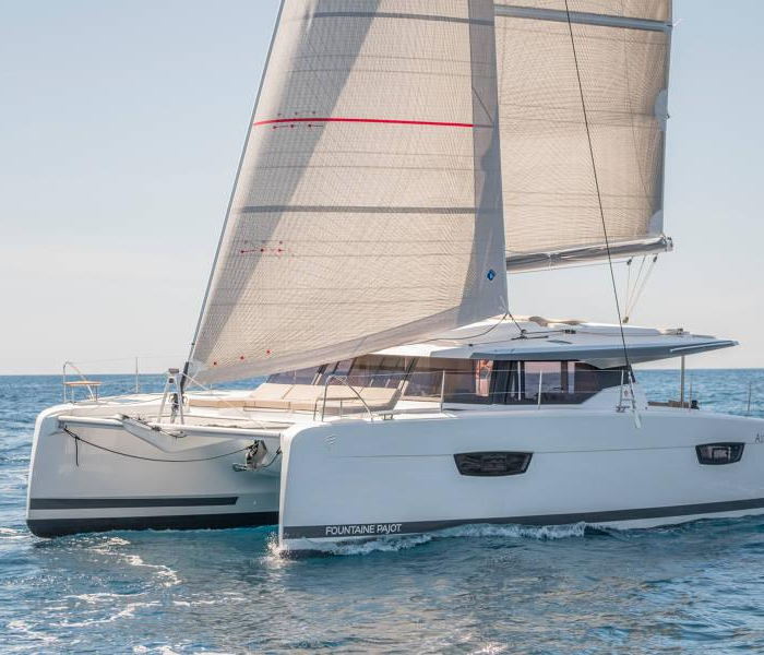 Deutz | Fountaine Pajot Astrea 42 photo 2