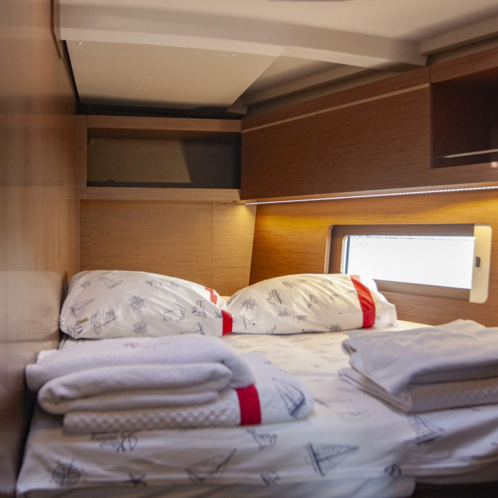 BreezY | Oceanis 46.1 photo 8