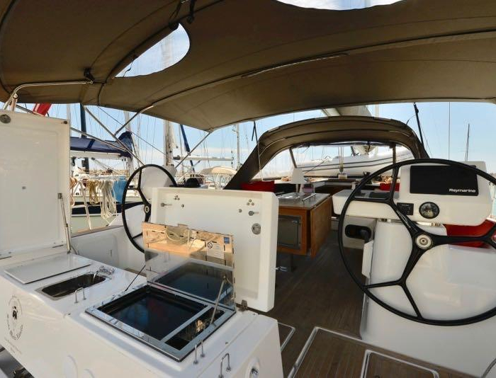 Santa Maria Novella | Dufour 520 GL - 4. cab photo 6